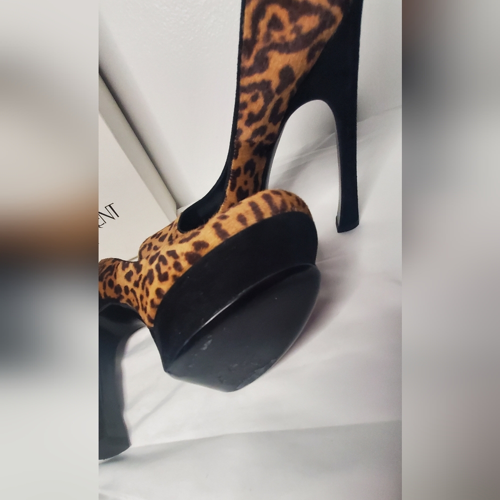 🔥HostPick🔥YSL-YvesSauntLaurent-40.5- pony hair animal print stilettos/pumps - - Picture 10 of 13